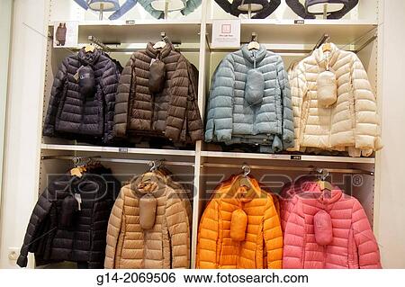 Rue clothing store