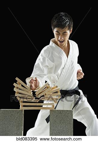 http://fscomps.fotosearch.com/compc/BLD/BLD063/bld083395.jpg
