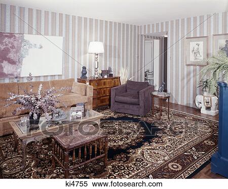 Stock bild 1970, 1970s, wohnzimmer, orientalische, teppich ...