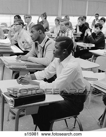 a study of the 1960s The us trend of men being more likely to develop lung cancer than women has turned upside down for whites and hispanics born after the mid-1960s, a new. a study of the 1960s The us trend of men being more likely to develop lung cancer than women has turned upside down for whites and hispanics born after the mid-1960s, a new.