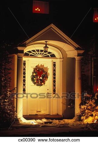 Christmas Front Door Clipart stock photography of 1970s front door house entrance in winter Christmas Front Door Clipart stock photography of 1970s front door house entrance in winter