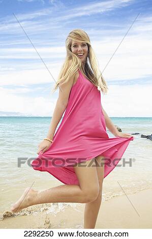 hawk-teenage-girl-beach