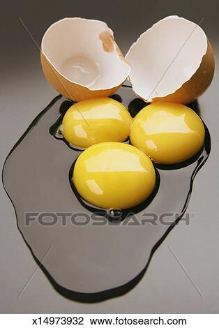 What Does It Mean To Crack An Egg With Two Yolks Safe