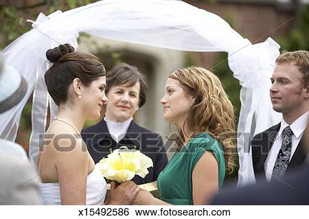 mature lesbian free