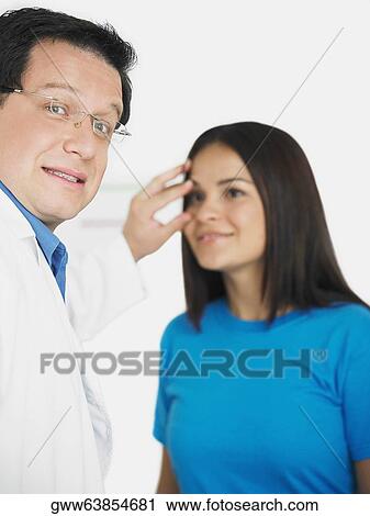 Doctors dating other doctors