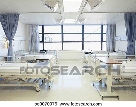 Stock Images of Empty hospital room with beds pe0070076 ...
