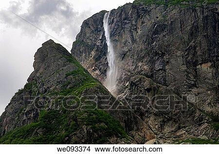 mare falls Pissing mare falls Pissing