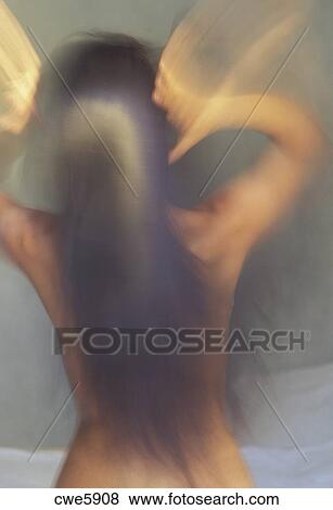 照片 - <em>裸体</em>的<em>妇女</em>, 干燥, 在外, 长期, 布莱克头发