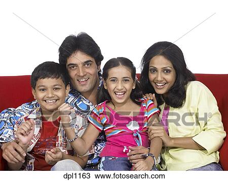 DA200278, :, 南方亚洲人, 独立经营电影院, 家