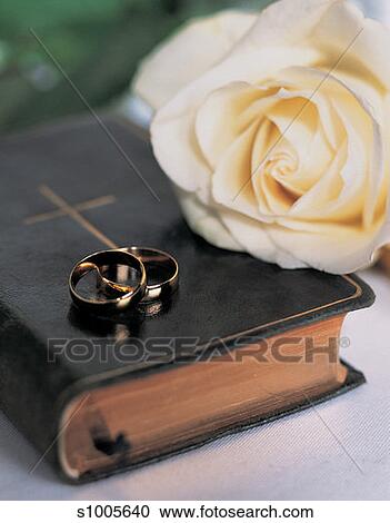 gold hochzeit bilder