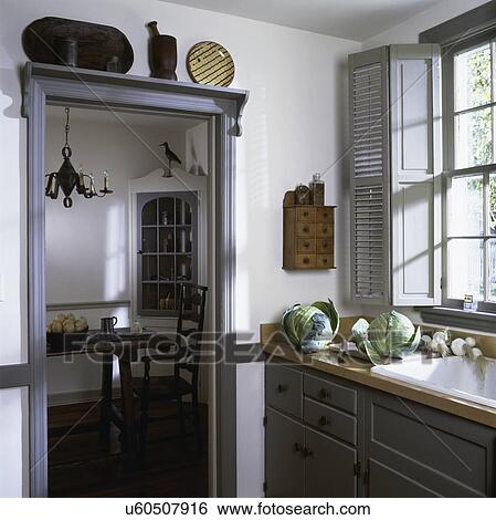 Colección de imágenes - vista, de, fregadero, área, por, puerta, a