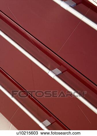 Stockfoto close up, i, rustfrit stål, håndterer, på, mørke, rød ...