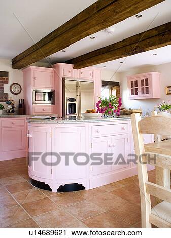 Archivio fotografico pastello, rosa, andato bene, unità , e ... Cucina con mattonelle