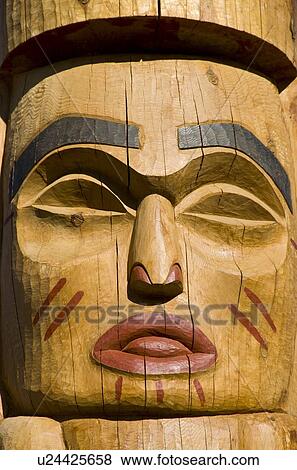 Picture - Olympic Lightning totem pole detials, by Squamish Nation master carver Ray Natraoro( - u24425658