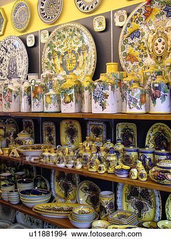 pottery shop in san gimignano tuscany italy pixdaus stock photo of pottery italy tuscany san gimignano toscana europe ceramic pottery pottery shop in san gimignano tuscany italy pixdaus stock photo of pottery italy tuscany san gimignano toscana europe ceramic pottery