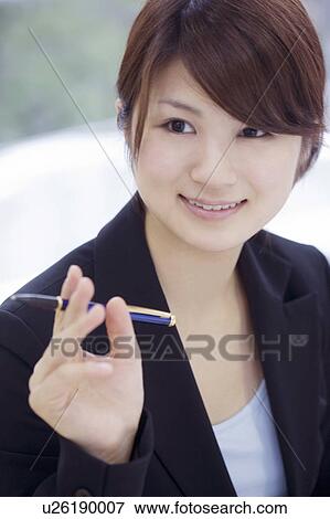 生意女士 检视放大的图片