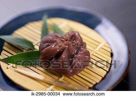 Japanese Sweet in Plate View Large Photo Image Picture - Japanese Sweet in Plate. Fotosearch