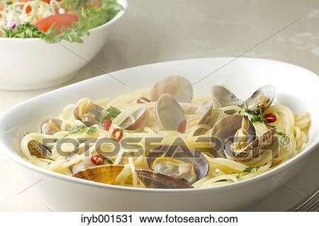 Spaghetti Vongole View Large Photo Image Stock Image - Spaghetti Vongole. Fotosearch