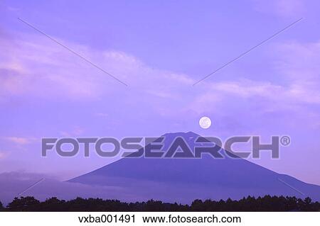 Full moon and Mount Fuji, Yamanashi Prefecture View Large Photo Image Stock Image - Full moon and Mount Fuji, Yamanashi Prefecture. Fotosearch