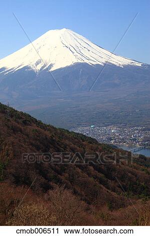 Mount Fuji and Lake Kawaguchi, Yamanashi Prefecture View Large Photo Image Stock Image - Mount Fuji and Lake Kawaguchi, Yamanashi Prefecture. Fotosearch