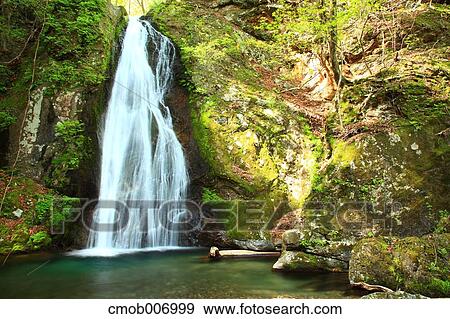 Shouryu waterfall, Saitama Prefecture View Large Photo Image Stock Photo - Shouryu waterfall, Saitama Prefecture. Fotosearch