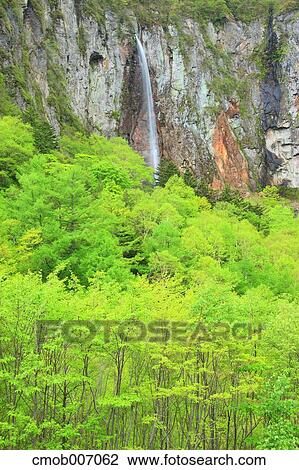 Yonago falls, Nagano Prefecture View Large Photo Image Stock Image - Yonago falls, Nagano Prefecture. Fotosearch