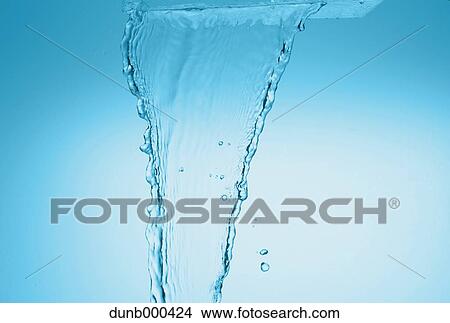 Picture - Water splash. Fotosearch