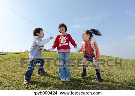 Picture - Japanese kids. Fotosearch