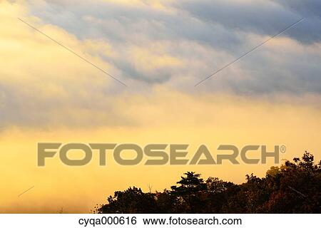 Stock Photograph - Sea of clouds. Fotosearch
