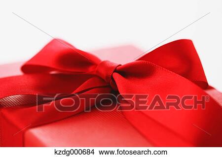 Picture - Gift box. Fotosearch