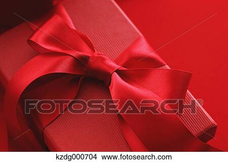 Gift box View Large Photo Image Picture - Gift box. Fotosearch