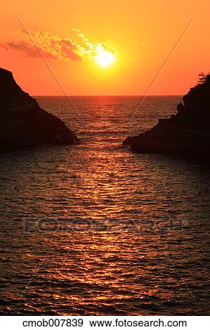 Suruga Bay, Shizuoka Prefecture, Japan View Large Photo Image Stock Photo - Suruga Bay, Shizuoka Prefecture, Japan. Fotosearch