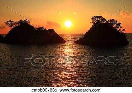 Suruga Bay, Shizuoka Prefecture, Japan View Large Photo Image Stock Photography - Suruga Bay, Shizuoka Prefecture, Japan. Fotosearch