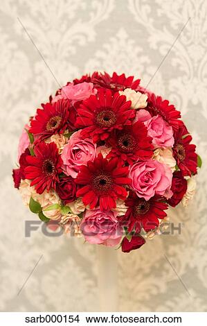 Picture - Wedding bouquet. Fotosearch
