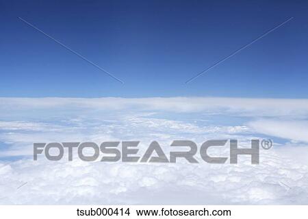 Picture - Sky with clouds. Fotosearch