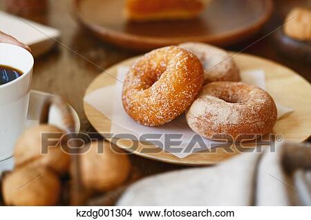 Picture - Donuts. Fotosearch