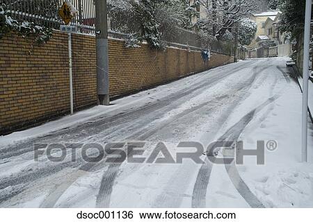 Stock Photograph - Snow in Tokyo, Japan. Fotosearch