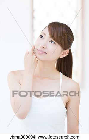 Picture - Attractive young girl portrait. Fotosearch