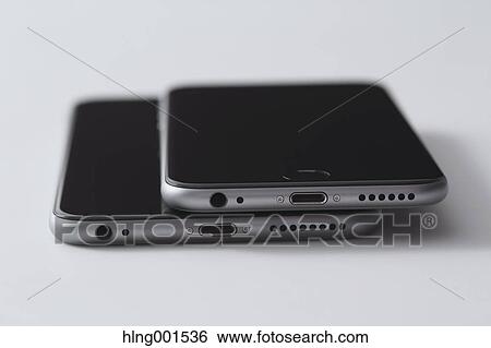 Stock Photograph - Smartphones. Fotosearch