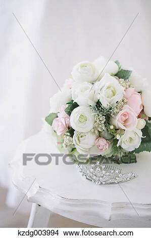 Picture - Flower bouquet. Fotosearch