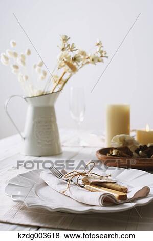 Stock Photo - Table coordinate. Fotosearch