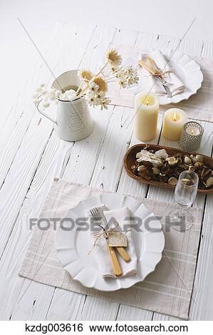 Stock Photograph - Table coordinate. Fotosearch