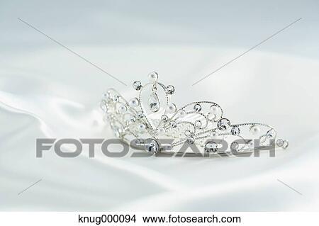 Tiara View Large Photo Image Picture - Tiara. Fotosearch