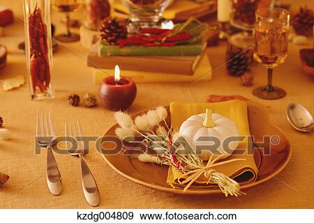 Stock Photo - Table Coordination. Fotosearch