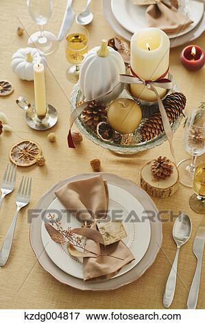 Stock Photo - Table Coordination. Fotosearch