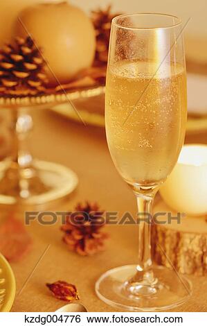 Stock Photograph - Table Coordination. Fotosearch