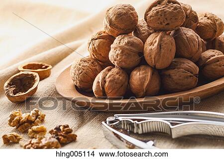 Picture - Walnuts. Fotosearch