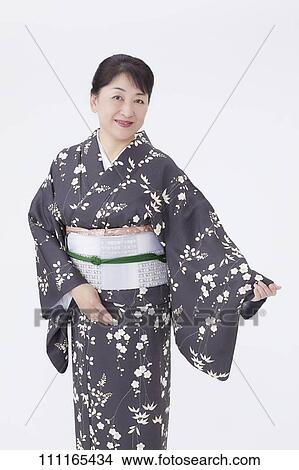 Picture - Senior Japanese woman wearing kimono. Fotosearch