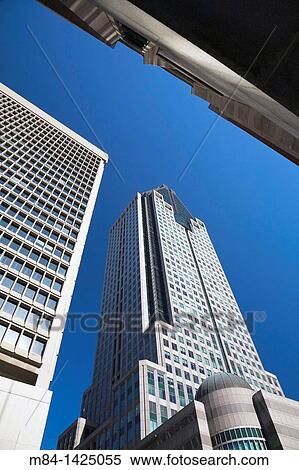 1000 La Gaucheti? re office tower building, Montreal, Quebec, Canada View Large Photo Image Stock Photography - 1000 La Gaucheti? re office tower building, Montreal, Quebec, Canada. Fotosearch