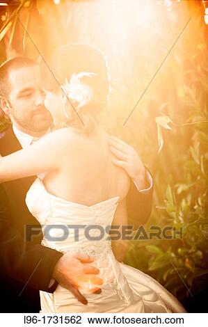 Stock Image - 20-25, caucasion, bride & groom, wedding. Fotosearch